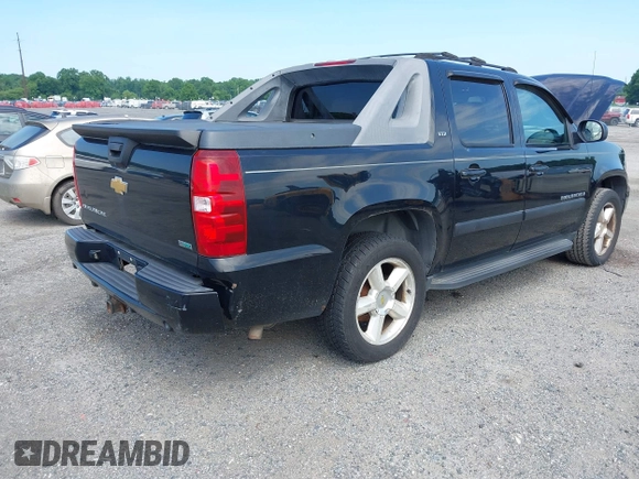 2007 Chevrolet Avalanche 3LT with VIN 3GNFK12367G215154, listed as a IAAI auction lot 42675318 with 148,247 mi miles and . Bid and sale history available at DreamBid. Image 4.