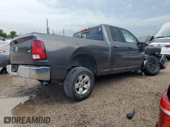 2018 Ram 1500 SLT z VIN 1C6RR6GG9JS324452, wystawiony jako Copart lot #61229885 z przebiegiem 164 145 mil mil oraz Czysty tytuł • Clean title. Historia ofert i sprzedaży dostępna na DreamBid. Obrazek 3.