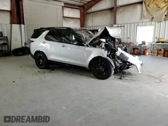 2019 Land Rover Discovery HSE with VIN SALRR2RV3K2400965, listed as a Copart auction lot 57028873 with 85,734 mi miles. Bid and sale history available at carsss.com. Image 12.