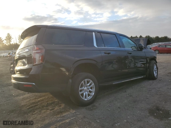 2022 Chevrolet Suburban LT with VIN 1GNSKCKD3NR267907, listed as a Copart auction lot 83075794 with 0 mi miles and Salvage Title. Bid and sale history available at carsss.com. Image 3.