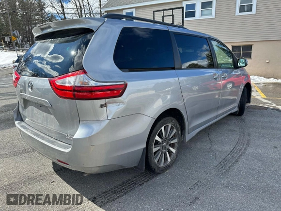 2018 Toyota Sienna LE with VIN 5TDJZ3DC2JS195145, listed as a Copart auction lot 47596975 with 119,170 mi miles and Clean title. Bid and sale history available at DreamBid. Image 3.