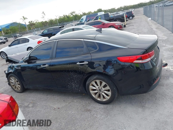 2018 Kia Optima LX z VIN 5XXGT4L33JG270472, wystawiony jako IAAI lot #42292416 z przebiegiem 60 064 mil mil oraz . Historia ofert i sprzedaży dostępna na DreamBid. Obrazek 15.