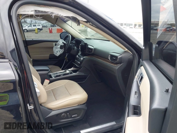 2020 Ford Explorer Limited with VIN 1FMSK7FH0LGC00540, listed as a IAAI auction lot 41734640 with 96,174 mi miles and . Bid and sale history available at DreamBid. Image 5.