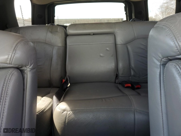 2001 Chevrolet Tahoe LS with VIN 1GNEK13T61R136424, listed as a Copart auction lot 49665925 with 43,063 mi miles and Clean Title. Bid and sale history available at carsss.com. Image 10.