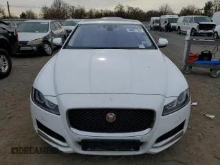 2016 Jaguar XF 35t Prestige with VIN SAJBK4BV6GCY18412, listed as a Copart auction lot 80881134 with 91,657 mi miles and Clean Title. Bid and sale history available at carsss.com. Image 5.