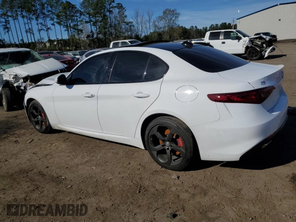 2018 Alfa Romeo Giulia with VIN ZARFAEDN7J7567993, listed as a Copart auction lot 72034332 with 35,437 mi miles. Bid and sale history available at carsss.com. Image 2.