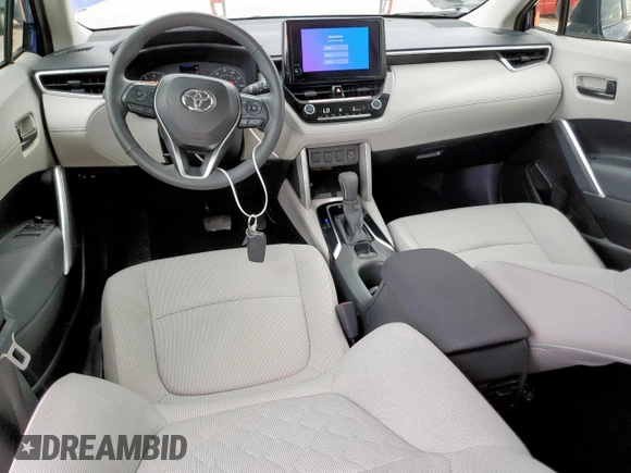 2024 Toyota Corolla Cross LE with VIN 7MUBAABG4RV092431, listed as a Copart auction lot 63900135 with 4,641 mi miles and Salvage title. Bid and sale history available at DreamBid. Image 8.