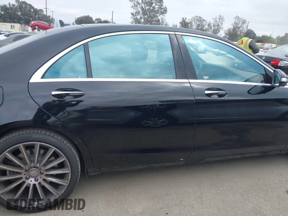 2015 Mercedes-Benz S-Class S 550 with VIN WDDUG8CB5FA082275, listed as a IAAI auction lot 41861048 with 74,350 mi miles. Bid and sale history available at carsss.com. Image 14.