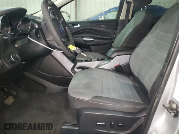 2016 Ford Escape SE with VIN 1FMCU0G95GUB25046, listed as a Copart auction lot 87653685 with 132,556 mi miles and Non Repairable. Bid and sale history available at carsss.com. Image 7.