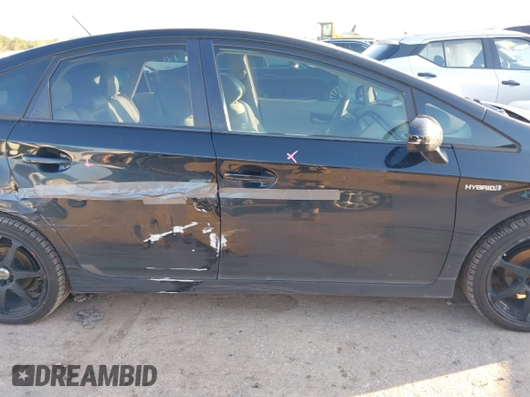 2011 Toyota Prius I with VIN JTDKN3DUXB0293692, listed as a IAAI auction lot 41628333 with 124,577 mi miles. Bid and sale history available at carsss.com. Image 13.