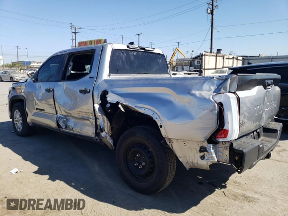 2022 Toyota Tundra 2WD SR5 with VIN 5TFLA5AB8NX015349, listed as a Copart auction lot 68870194 with 34,977 mi miles and Salvage Title. Bid and sale history available at carsss.com. Image 2.