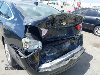 2018 Chevrolet Impala LT z VIN 2G1105S30J9170545, wystawiony jako IAAI lot #41901062 z przebiegiem 103 415 mil mil oraz . Historia ofert i sprzedaży dostępna na DreamBid. Obrazek 6.
