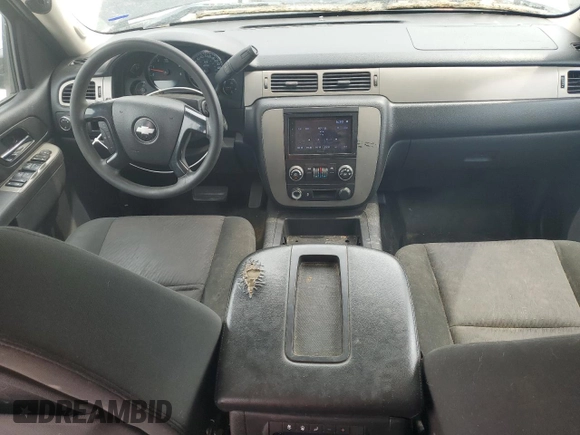 2013 Chevrolet Tahoe Commercial with VIN 1GNLC2E07DR268061, listed as a Copart auction lot 53683895 with 156,097 mi miles and Salvage title. Bid and sale history available at DreamBid. Image 8.