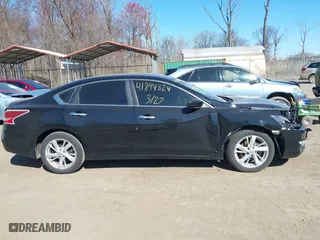 2013 Nissan Altima 2.5 SL with VIN 1N4AL3AP0DN414967, listed as a IAAI auction lot 41894824 with 103,801 mi miles. Bid and sale history available at carsss.com. Image 13.