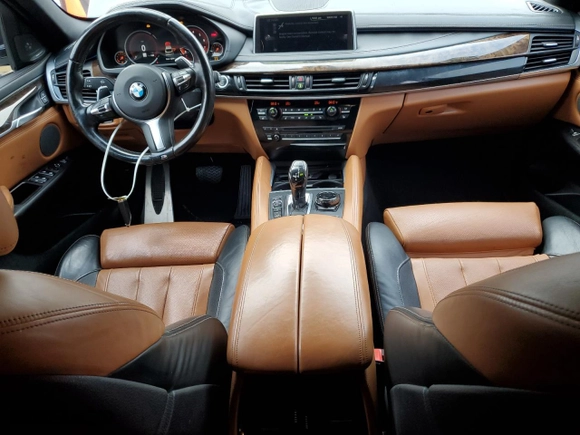 2015 BMW X6 xDrive50i with VIN 5UXKU6C56F0F94398, listed as a Copart auction lot 43390705 with NaN miles and Clean Title. Bid and sale history available at carsss.com. Image 8.