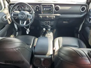 2021 Jeep Wrangler Unlimited Sahara z VIN 1C4JJXP63MW720948, wystawiony jako Copart lot #57115825 z przebiegiem 33 391 mil mil oraz Szkoda całkowita • Salvage title. Historia ofert i sprzedaży dostępna na DreamBid. Obrazek 8.