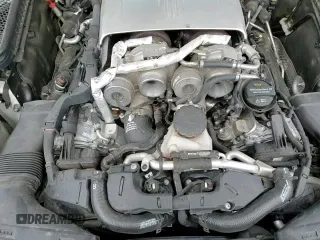 2018 Mercedes-Benz C 63 S AMG z VIN WDDWJ8HB1JF674657, wystawiony jako Copart lot #85105674 z przebiegiem 62 170 mil mil oraz Szkoda całkowita • Salvage title. Historia ofert i sprzedaży dostępna na DreamBid. Obrazek 13.