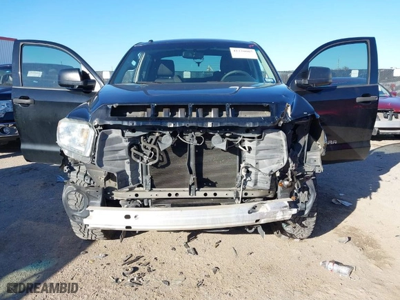 2014 Toyota Tundra 2WD Truck SR5 with VIN 5TFEY5F19EX171825, listed as a IAAI auction lot 41220007 with 113,379 mi miles. Bid and sale history available at carsss.com. Image 6.