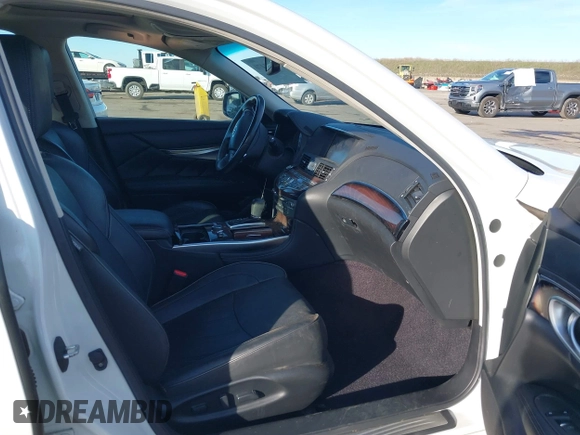 2016 Infiniti Q70 with VIN JN1EY1APXGM470039, listed as a IAAI auction lot 41331470 with 62,831 mi miles and . Bid and sale history available at DreamBid. Image 5.