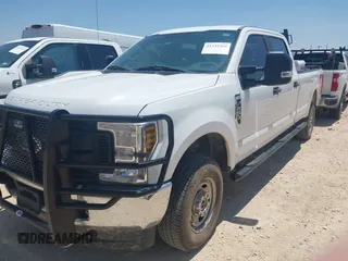 2019 Ford F-250 XL с VIN 1FT7W2B63KEF60966, выставлен на аукционе IAAI как лот 42731380 с пробегом 214 421 миль миль и . История ставок и продаж доступна на DreamBid. Изображение 16.
