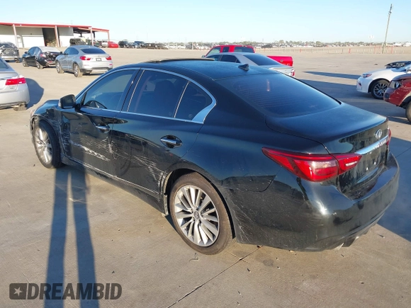2018 Infiniti Q50 3.0t LUXE with VIN JN1EV7AP7JM363310, listed as a IAAI auction lot 40924400 with 103,578 mi miles. Bid and sale history available at carsss.com. Image 3.