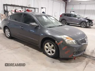 2009 Nissan Altima 2.5 S with VIN 1N4AL21E19N495686, listed as a IAAI auction lot 42158801 with 202,923 mi miles. Bid and sale history available at carsss.com. Image 1.