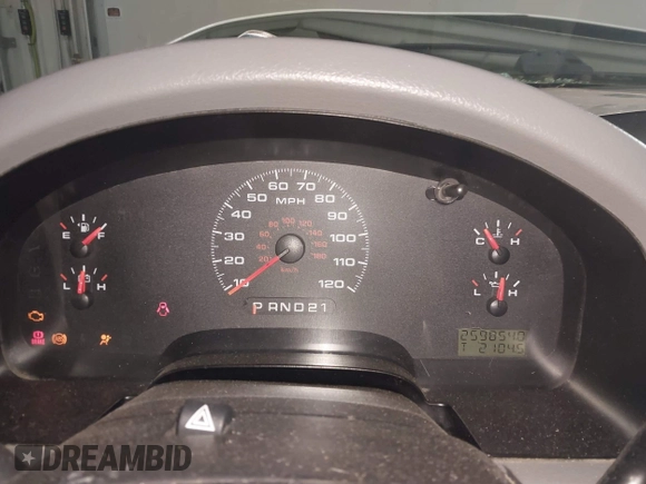 2007 Ford F-150 XL с VIN 1FTRF12257KC85190, выставлен на аукционе IAAI как лот 42471983 с пробегом 259 854 миль миль и . История ставок и продаж доступна на DreamBid. Изображение 7.