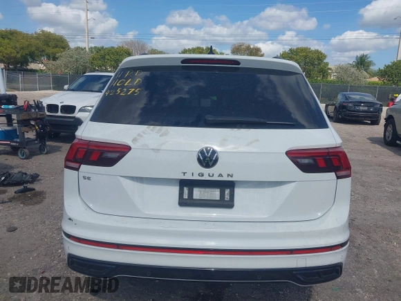2022 Volkswagen Tiguan SE R-Line Black with VIN 3VVCB7AX5NM040222, listed as a IAAI auction lot 42073998 with 36,225 mi miles and . Bid and sale history available at DreamBid. Image 16.