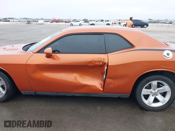 2011 Dodge Challenger z VIN 2B3CJ4DG9BH602419, wystawiony jako IAAI lot #40753257 z przebiegiem 124 282 mil mil oraz . Historia ofert i sprzedaży dostępna na DreamBid. Obrazek 6.