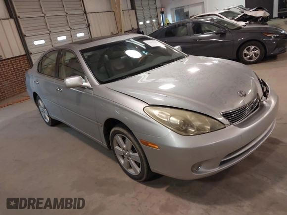 2005 Lexus ES 350 with VIN JTHBA30G255058365, listed as a IAAI auction lot 41505632 with 151,555 mi miles and . Bid and sale history available at carsss.com. Image 1.