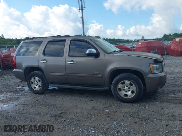 2012 Chevrolet Tahoe LT z VIN 1GNSCBE08CR320257, wystawiony jako IAAI lot #42214920 z przebiegiem 189 532 mil mil oraz . Historia ofert i sprzedaży dostępna na DreamBid. Obrazek 13.