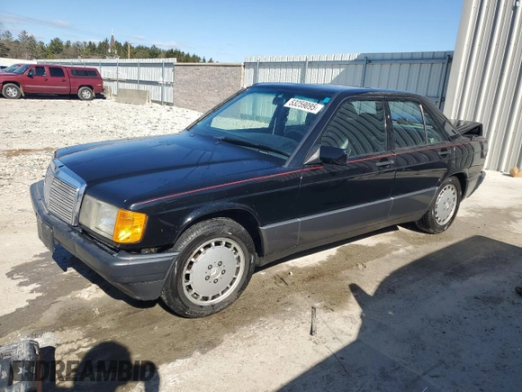 1993 Mercedes-Benz 190 z VIN WDBDA28D1PG007363, wystawiony jako Copart lot #53259095 z przebiegiem 85 393 mil mil oraz Nie do naprawy • Non repairable. Historia ofert i sprzedaży dostępna na DreamBid. Obrazek 1.
