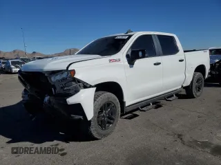 2020 Chevrolet Silverado 1500 LT Trail Boss with VIN 1GCPYFELXLZ371065, listed as a Copart auction lot 42123915 with 55,415 mi miles and Salvage Title. Bid and sale history available at carsss.com. Image 1.
