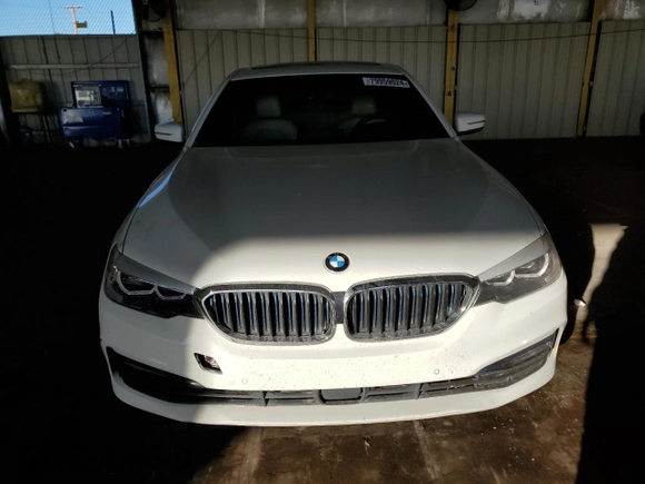 2018 BMW 5 Series 530e with VIN WBAJA9C53JG622997, listed as a Copart auction lot 79959024 with 127,486 mi miles and Salvage title. Bid and sale history available at DreamBid. Image 5.