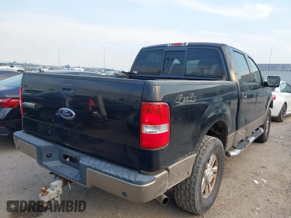 2004 Ford F-150 XLT with VIN 1FTPW14554KC93459, listed as a IAAI auction lot 41673091 with 239,519 mi miles. Bid and sale history available at carsss.com. Image 4.