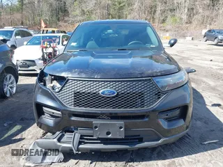 2022 Ford Police Interceptor Utility z VIN 1FM5K8AW4NNA02325, wystawiony jako IAAI lot #41584597 z przebiegiem 24 349 mil mil oraz . Historia ofert i sprzedaży dostępna na DreamBid. Obrazek 13.