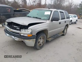 2006 Chevrolet Tahoe LS with VIN 1GNEC13V86R119341, listed as a IAAI auction lot 41564383 with 295,214 mi miles. Bid and sale history available at carsss.com. Image 2.