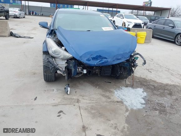 2014 Hyundai Elantra SE with VIN KMHDH4AEXEU122503, listed as a IAAI auction lot 38839586 with 86,865 mi miles. Bid and sale history available at carsss.com. Image 6.