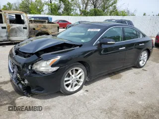 2010 Nissan Maxima SV z VIN 1N4AA5AP2AC824081, wystawiony jako Copart lot #53750455 z przebiegiem 118 716 mil mil oraz Szkoda całkowita • Salvage title. Historia ofert i sprzedaży dostępna na DreamBid. Obrazek 1.