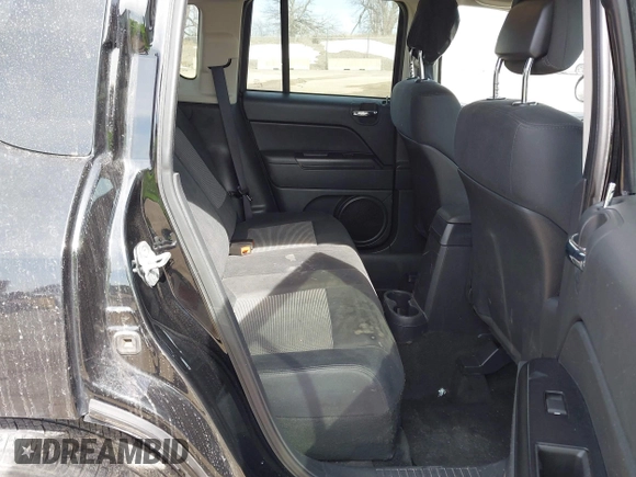 2012 Jeep Compass Latitude with VIN 1C4NJDEB9CD650835, listed as a IAAI auction lot 41751411 with 133,944 mi miles. Bid and sale history available at carsss.com. Image 8.