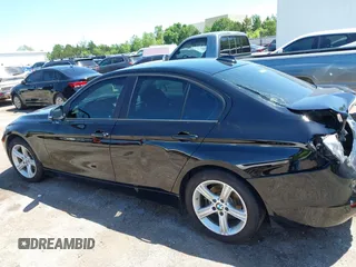 2014 BMW 3 Series 328i с VIN WBA3A5G54ENP32289, выставлен на аукционе IAAI как лот 42316443 с пробегом Не указан миль и . История ставок и продаж доступна на DreamBid. Изображение 14.
