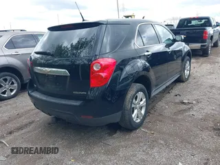 2011 Chevrolet Equinox LS with VIN 2CNALBEC8B6352484, listed as a IAAI auction lot 42072999 with 118,900 mi miles. Bid and sale history available at carsss.com. Image 4.