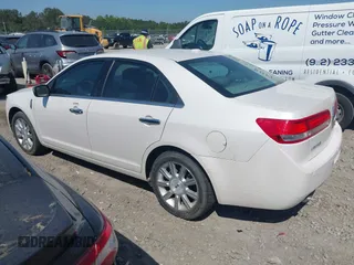 2010 Lincoln MKZ z VIN 3LNHL2GC1AR613439, wystawiony jako IAAI lot #42061630 z przebiegiem 154 707 mil mil oraz . Historia ofert i sprzedaży dostępna na DreamBid. Obrazek 13.