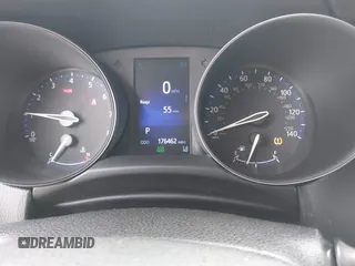 2018 Toyota C-HR XLE z VIN NMTKHMBX8JR008430, wystawiony jako IAAI lot #42635658 z przebiegiem 176 462 mil mil oraz . Historia ofert i sprzedaży dostępna na DreamBid. Obrazek 7.