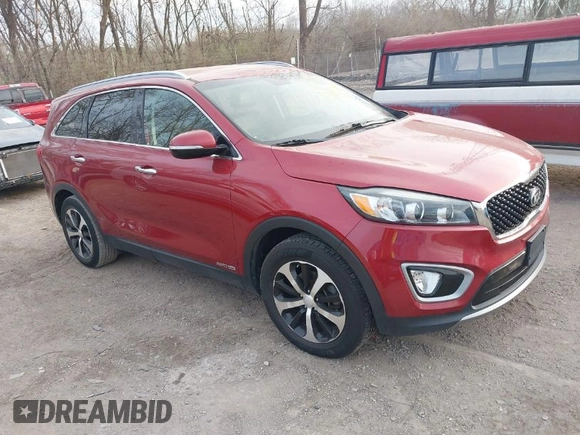 2018 Kia Sorento EX with VIN 5XYPHDA5XJG393042, listed as a IAAI auction lot 41915562 with 110,681 mi miles and . Bid and sale history available at carsss.com. Image 1.