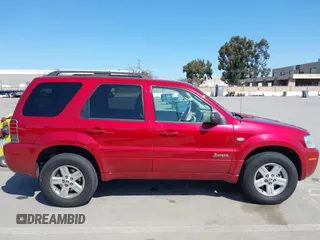 2007 Mercury Mariner with VIN 4M2CU39H27KJ02257, listed as a IAAI auction lot 41767212 with 92,191 mi miles and . Bid and sale history available at DreamBid. Image 13.