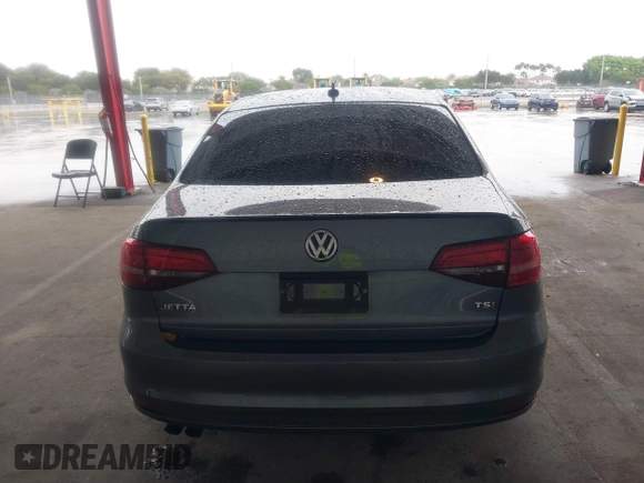 2016 Volkswagen Jetta Sport z VIN 3VWD17AJ3GM416482, wystawiony jako IAAI lot #41653790 z przebiegiem 109 380 mil mil oraz . Historia ofert i sprzedaży dostępna na DreamBid. Obrazek 15.
