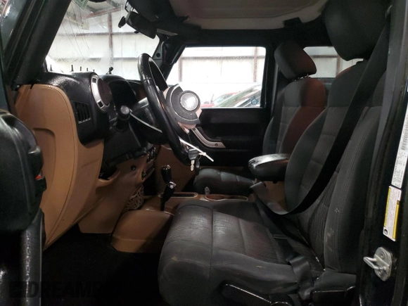 2011 Jeep Wrangler Unlimited Sahara with VIN 1J4BA5H17BL592752, listed as a Copart auction lot 83344334 with 176,259 mi miles and Clean Title. Bid and sale history available at carsss.com. Image 7.