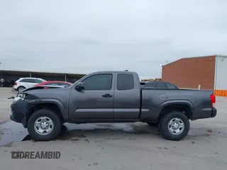 2016 Toyota Tacoma SR with VIN 5TFRX5GN7GX064572, listed as a IAAI auction lot 41640013 with 70,659 mi miles and . Bid and sale history available at carsss.com. Image 15.