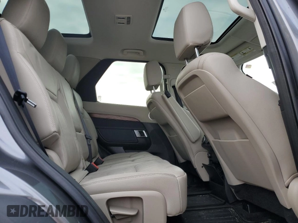 2018 Land Rover Discovery HSE with VIN SALRR2RV5JA061338, listed as a Copart auction lot 40031284 with 55,844 mi miles. Bid and sale history available at carsss.com. Image 11.